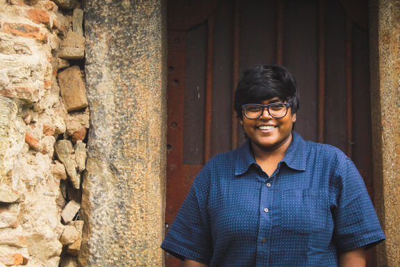 Alina Maria Tiphagne, indische LGBT-Aktivistin und Fotografin Alina Maria Tiphagne, indische LGBT-Aktivistin und Fotografin