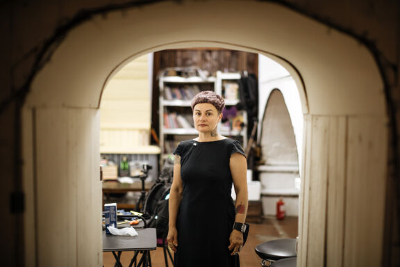 Anna Sharyhina, Gründerin der NGO Sfera, Kharkiv, Ukraine, 30. Juni 2021 © Kate Mamaisur/Amnesty International Anna Sharyhina, Gründerin der NGO Sfera, Kharkiv, Ukraine, 30. Juni 2021 © Kate Mamaisur/Amnesty International