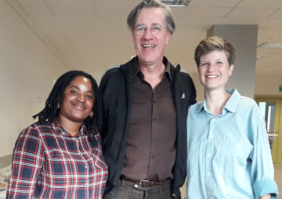 Nadia April (Women‘s Leadership Centre Namibia), Rupert Haag (Queeramnesty) und Franza Drechsel (Rosa-Luxemburg-Stiftung)