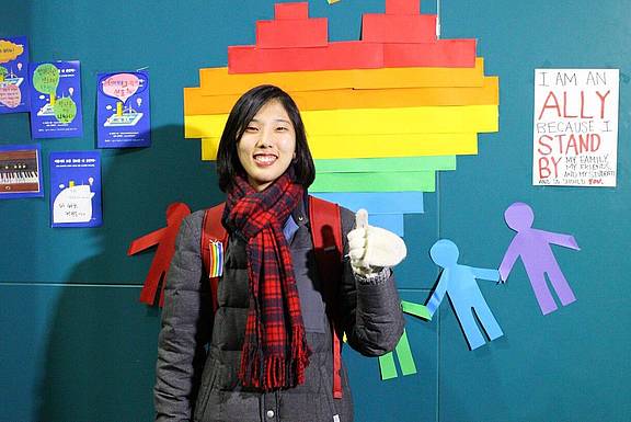 J, eine lesbische Frau in Südkorea