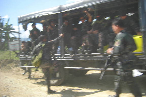 Militäreinsatz in der philippinischen Provinz Mindanao, 23.11.2011 © Amnesty International