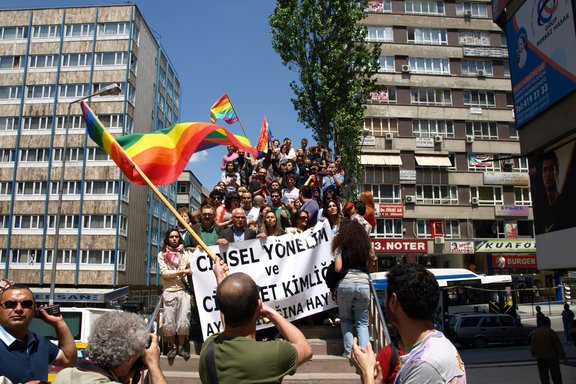 Parade zum IDAHOT 2008 in Ankara