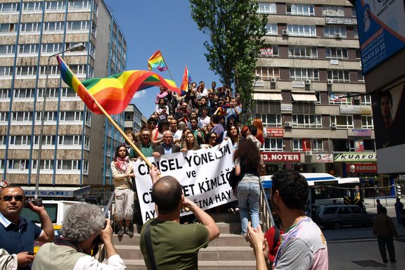 Parade zum IDAHOT 2008 in Ankara