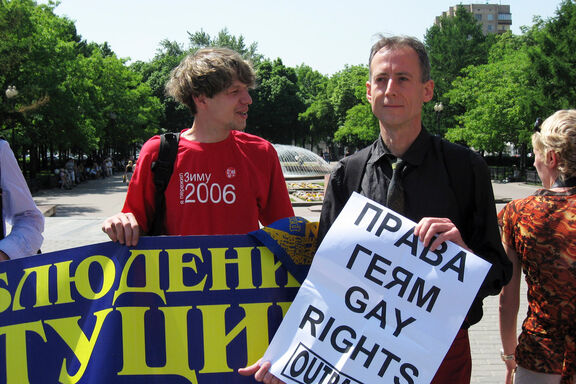 Peter Tatchell in Moskau bei einer LGBT-Demonstation Peter Tatchell in Moskau bei einer LGBT-Demonstation